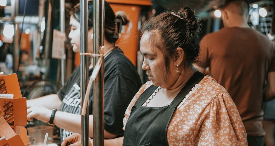 local chiang mai budget apartment street food